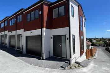 1/1026 New North Road, Mount Albert