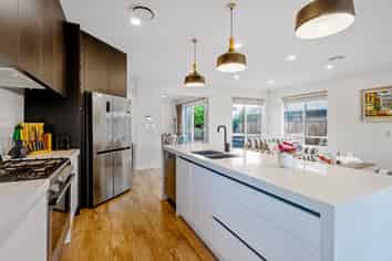 10 Fred White Drive, Huapai