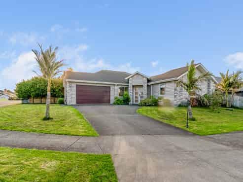 10 Fred White Drive, Kumeu
