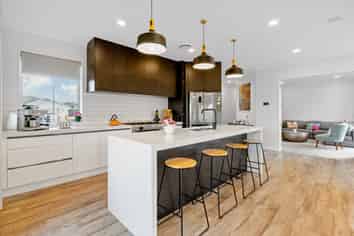 10 Fred White Drive, Huapai