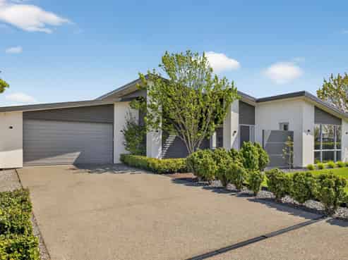 55 Aroha Street, Pegasus