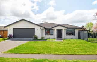 2 Lavenham Place, Rototuna North