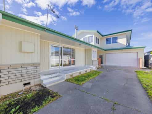 23 Gebbie Road, Taradale