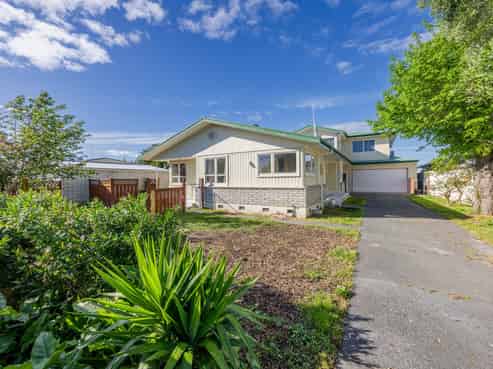 23 Gebbie Road, Taradale