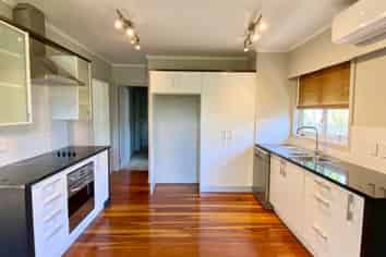 11a Waione Avenue, Te Atatu Peninsula