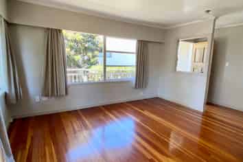 11a Waione Avenue, Te Atatu Peninsula