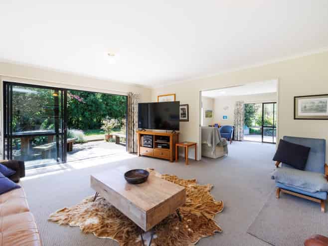 946F Finnis Road, Pohangina