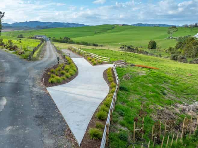 989E Kaiwaka-Mangawhai Road, Mangawhai