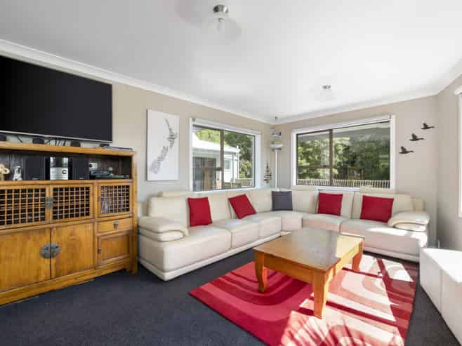 11 Guthrie Crescent, Castlepoint