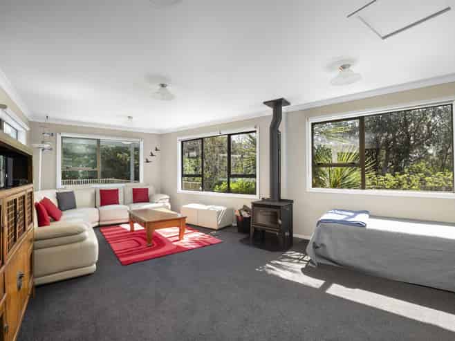 11 Guthrie Crescent, Castlepoint