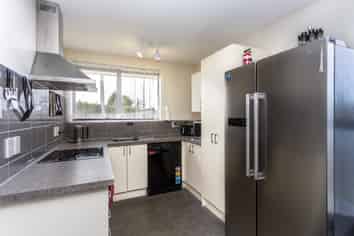 1/40 De Havilland Street, Hornby