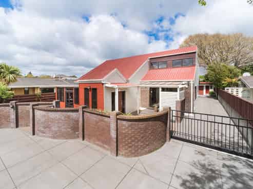 16 Akaroa Avenue, Awapuni