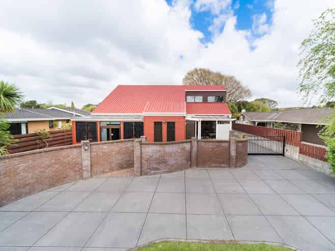 16 Akaroa Avenue, Awapuni