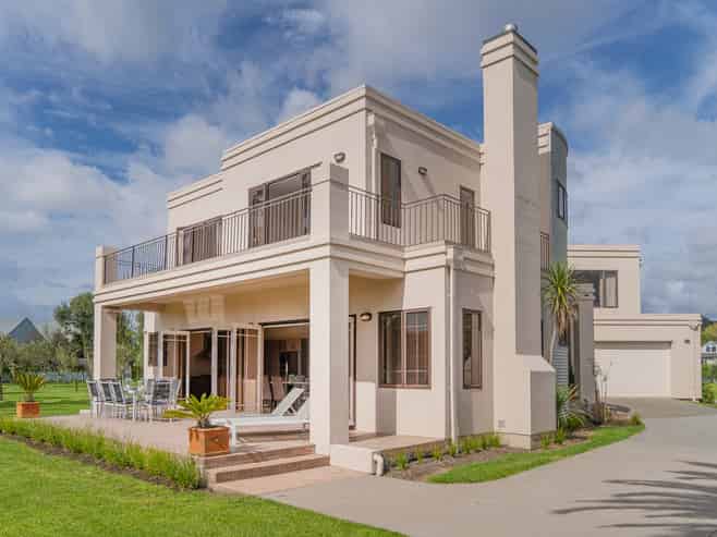 141 Everitt Crescent, Whangamata