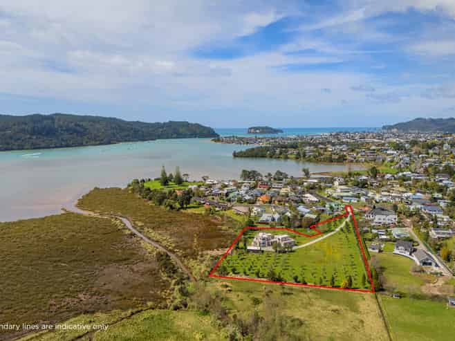 141 Everitt Crescent, Whangamata