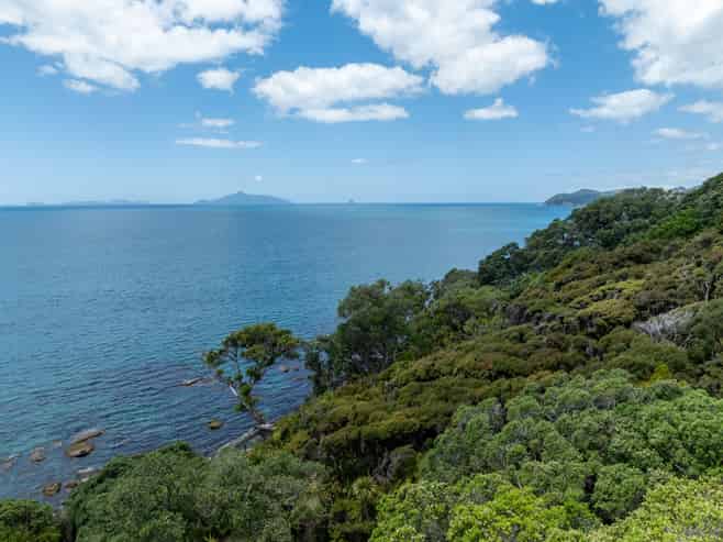 1089 Cove Road, Langs Beach