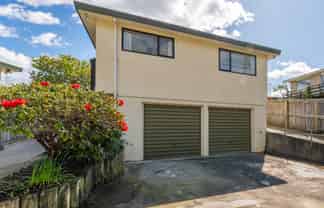 2/2 Stirling Place, Timaru