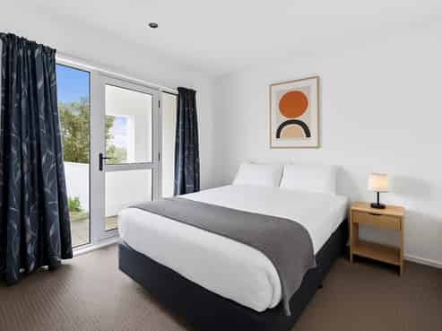 E5/60 Masons Road, Albany