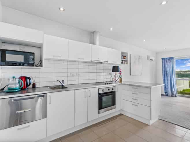 E5/60 Masons Road, Albany
