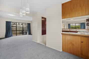 42 Satara Crescent, Khandallah