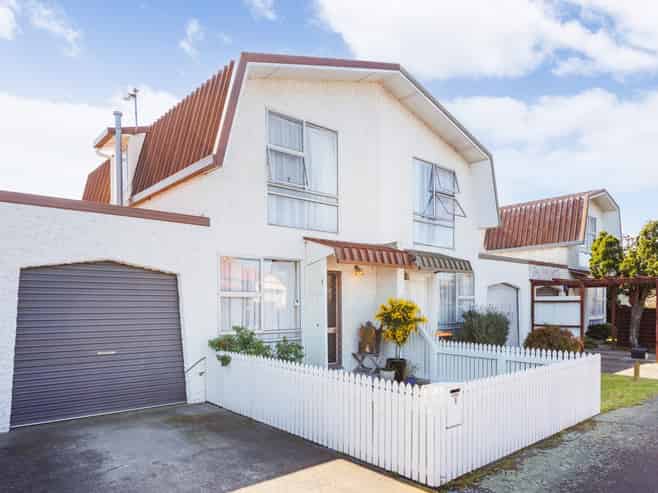 3 Pascal Street, Palmerston North