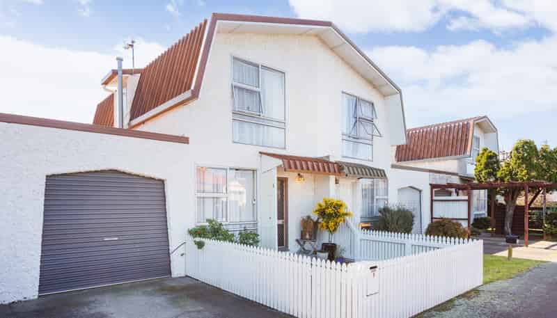 3 Pascal Street, Palmerston North