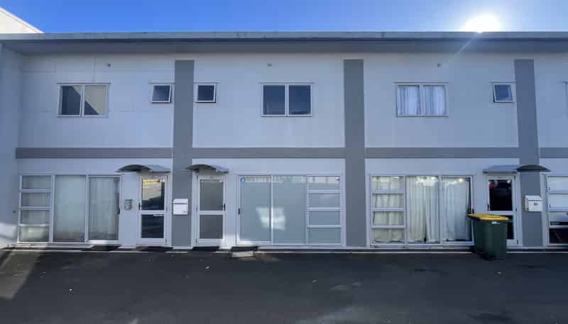 B2/13 Lovell Court, Rosedale