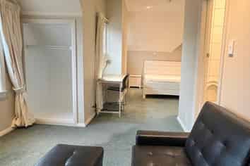 Room 2/ 27 Pitt Street, North Dunedin
