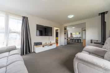 14 Coonoor Road, Watlington