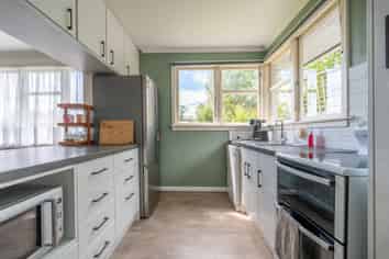 14 Coonoor Road, Watlington