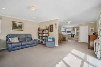 98 Park Street, Winton