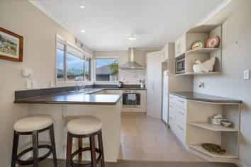 98 Park Street, Winton