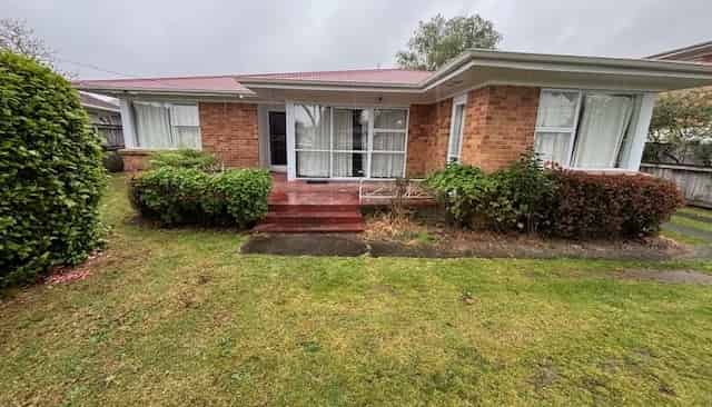11 Nevada Road, Silverdale