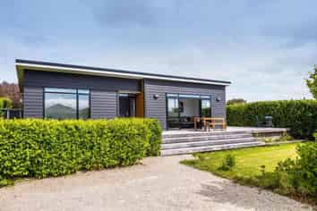 4 Tuscan Lane, Martinborough