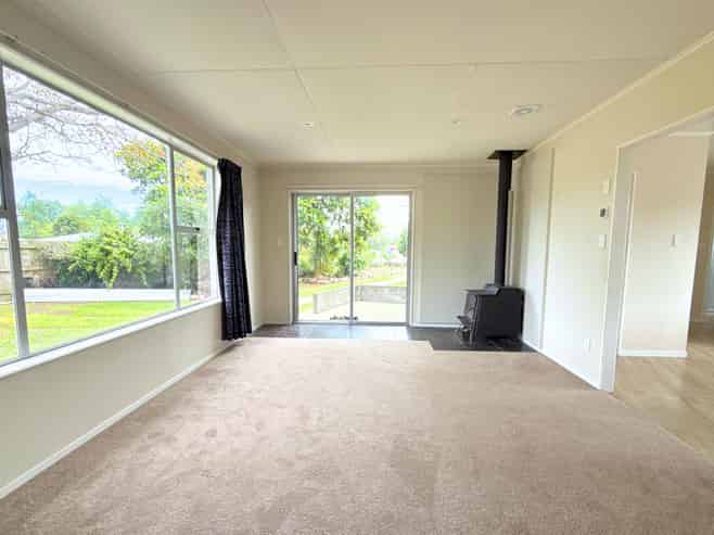 2 Rousehill Street, Renwick