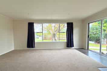 2 Rousehill Street, Renwick
