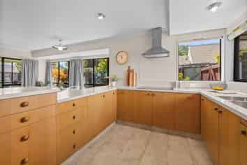 10 Buchanan Place, Allenton