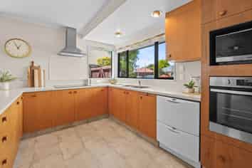 10 Buchanan Place, Allenton
