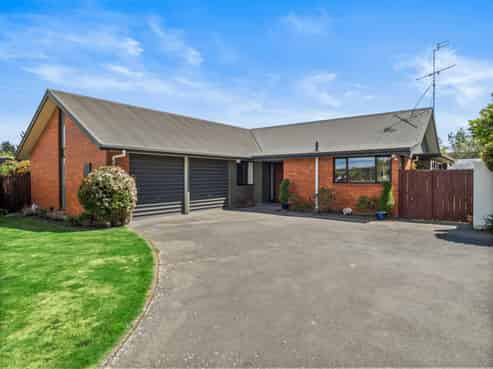 10 Buchanan Place, Allenton