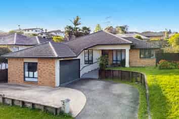 13 De Havilland Drive, Goodwood Heights