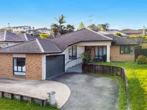 13 De Havilland Drive, Goodwood Heights