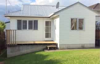 15B LINCOLN TERRACE, Greerton