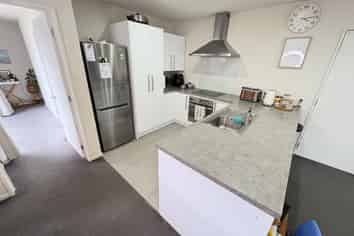 19 Charente Way, Yaldhurst