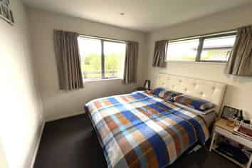 19 Charente Way, Yaldhurst