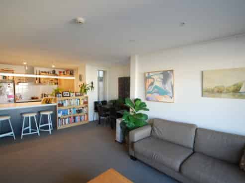 5C/10 Lorne Street, Te Aro