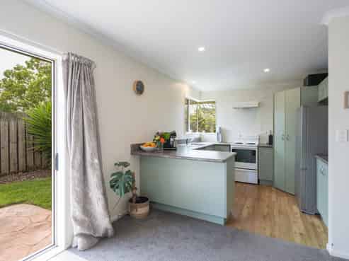 84 Starveall Street, Brightwater