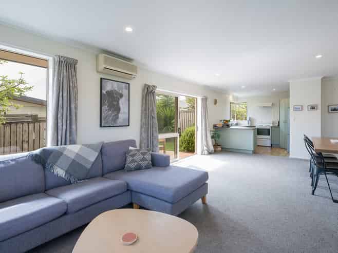 84 Starveall Street, Brightwater