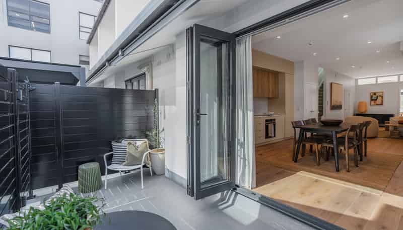 1/11 Courtenay Place, Te Aro