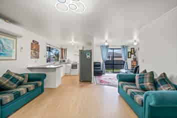 29 Woodbank Drive, Glen Eden