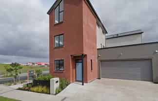 2 Peihana Road, Hobsonville